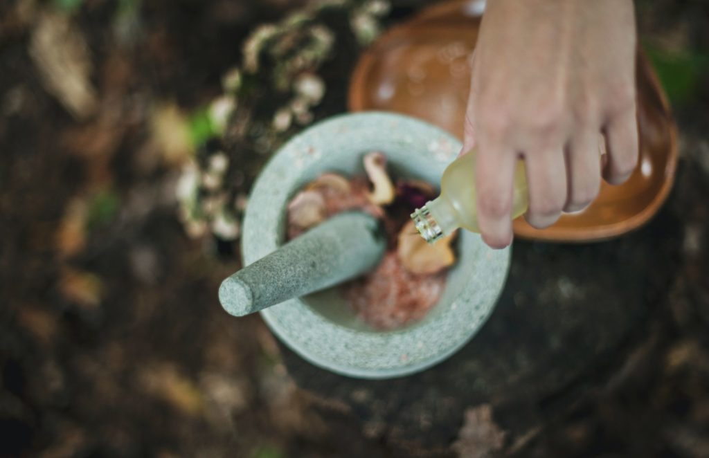 mortar and pestle